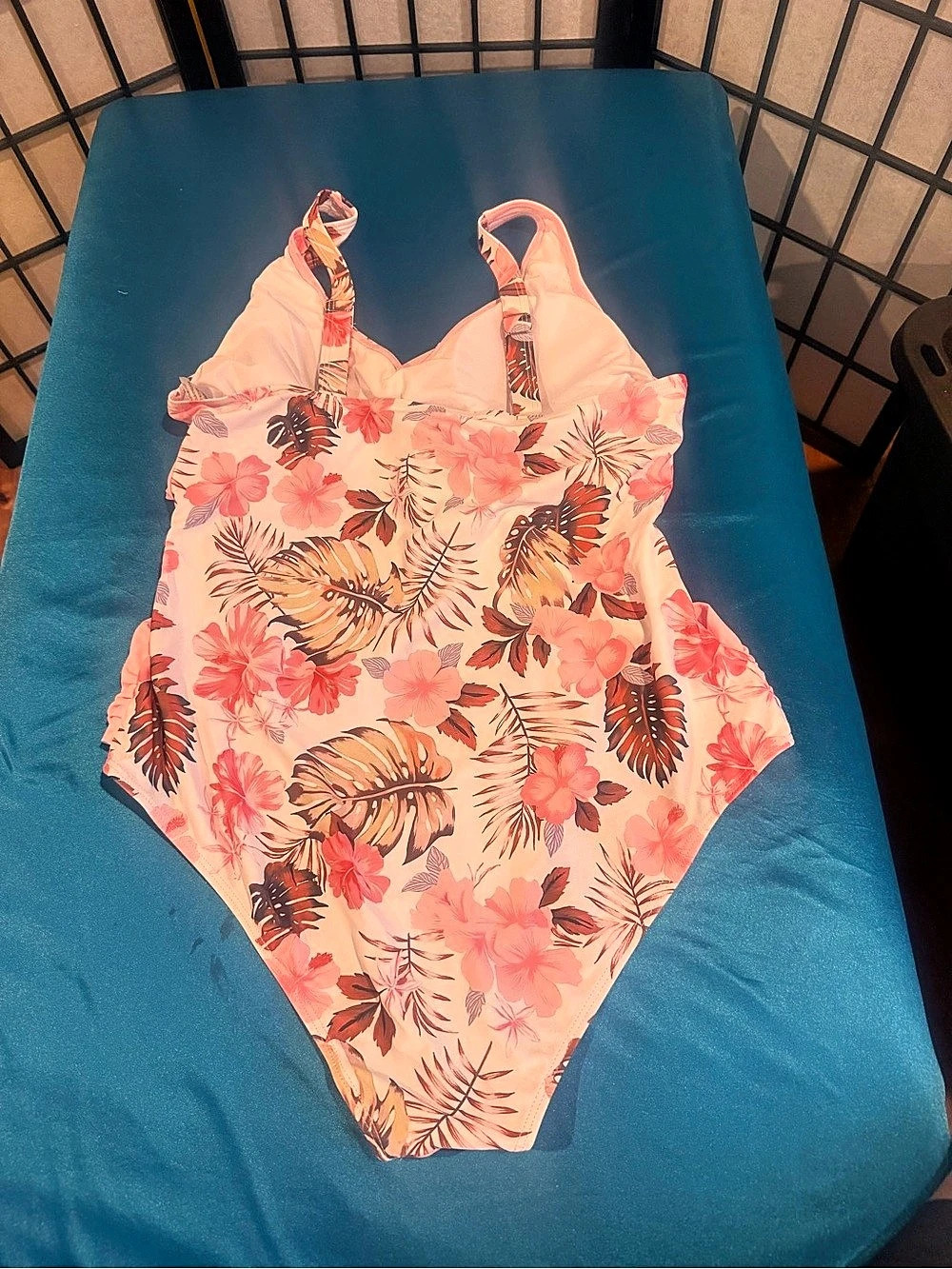 Aumora Floral One-Piece Swimsuit in Pink Size 2XL NWT (G3)